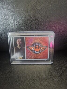 2016 Topps Star Wars Chrome Resistance Patch Card - Holographic #037/199